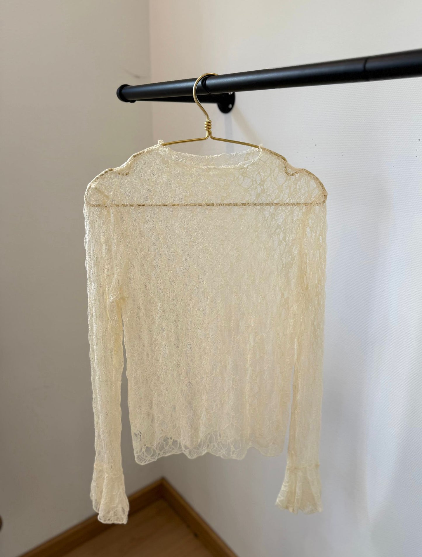 Haut en dentelle Jaune